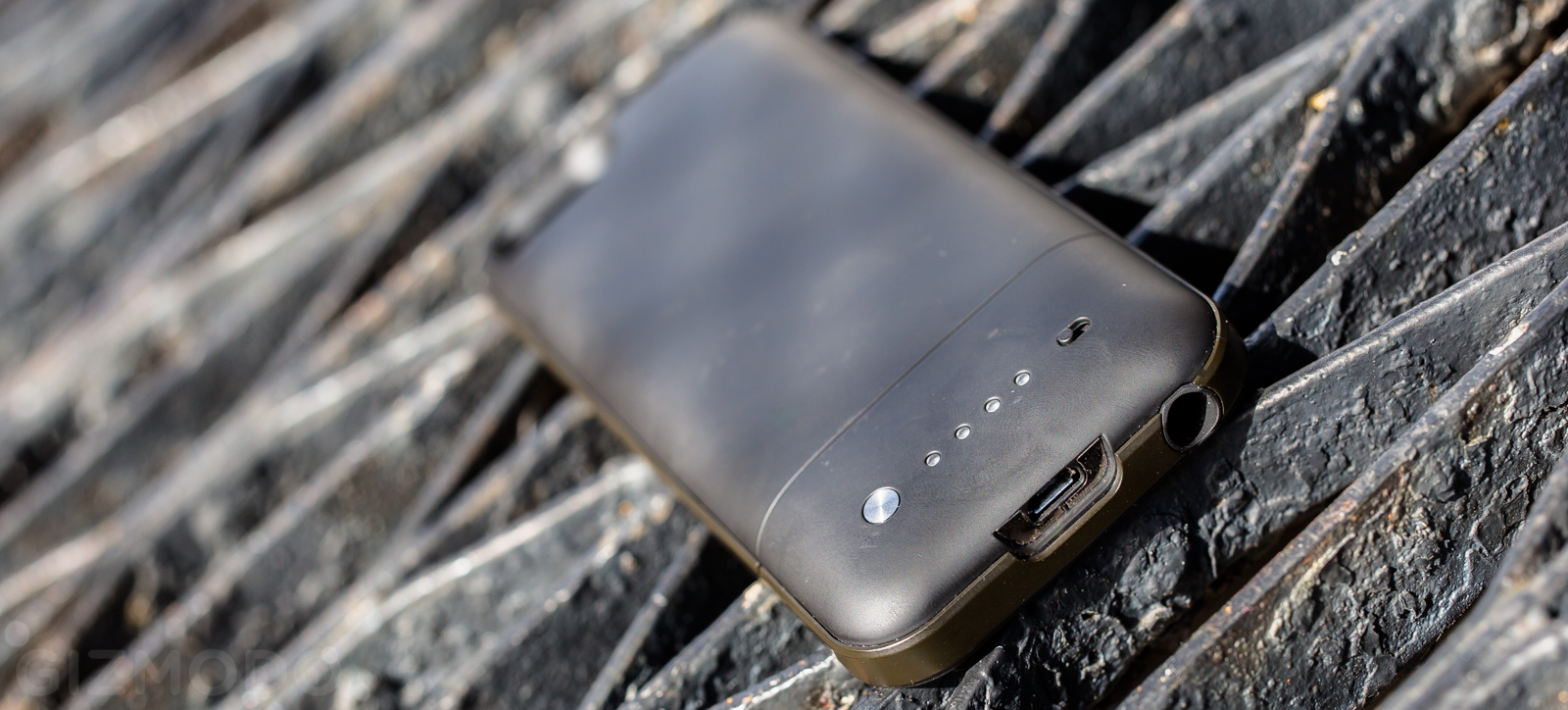 Mophie Space Pack Review: All The iPhone Storage You Need (Plus Bulk)