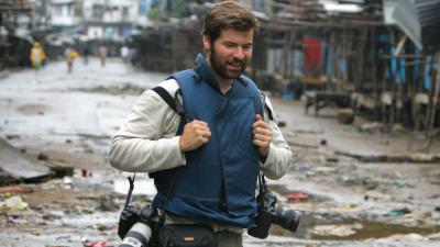 The Unflinching War Photography Of Chris Hondros
