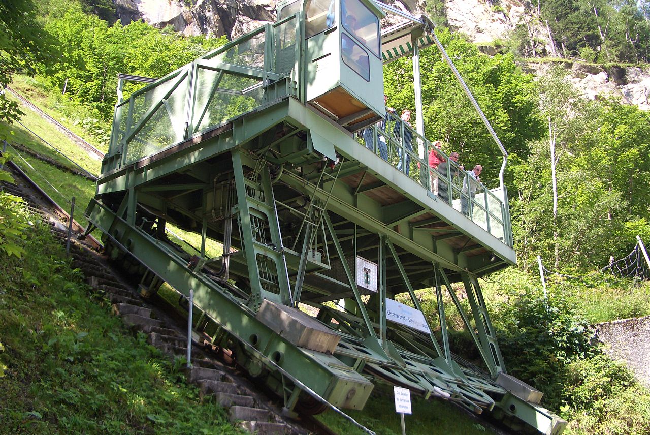 7 Ingenious Trains That Slide Up The Slopes So You Don’t Have To