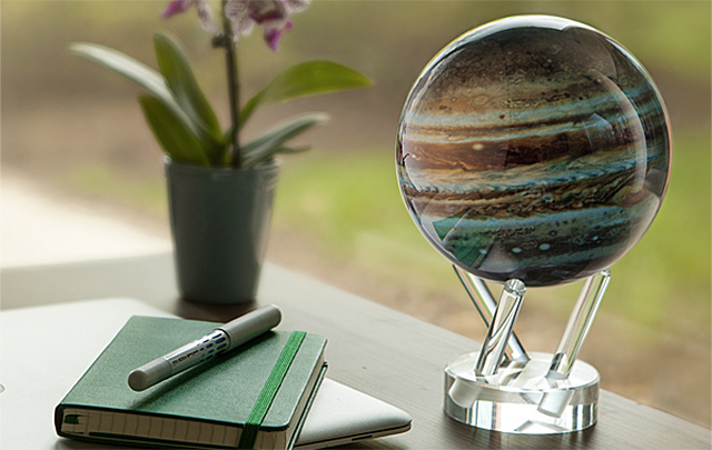 The Earth’s Magnetic Field Keeps This Desktop Jupiter Globe Spinning