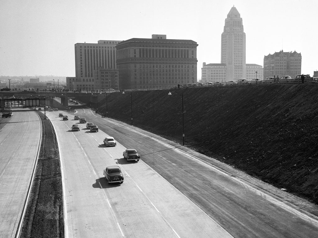 Photos: When Southern California’s Freeways Were New (and Empty)
