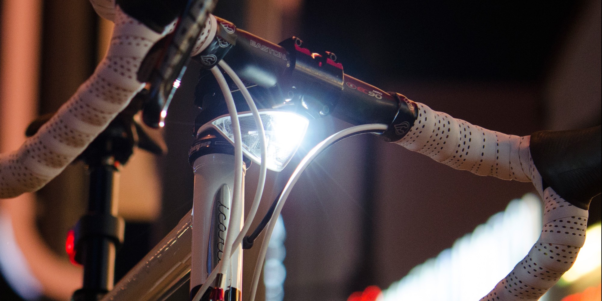 These Smart Bike Lights Permanently Mount To Your Posts