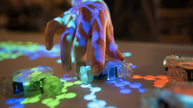 Tiny Robots Add Physical Controls And Dials To Giant Touchscreens