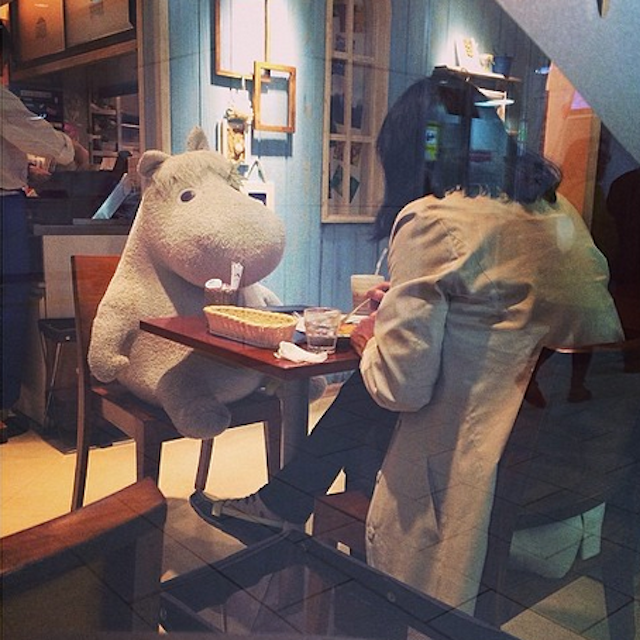 This Restaurant In Japan Gives Solo Diners Stuffed Animals For Company