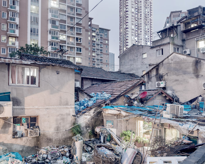 These Eerie Photos Make Megacities Look Totally Deserted