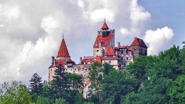 You Can Now Make An Offer To Buy Dracula’s Castle