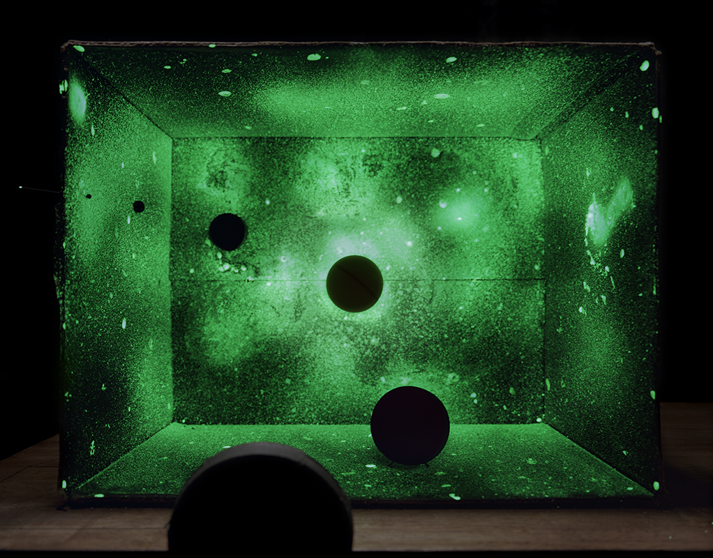 Photos Of Science Experiments Are Mysterious And Dazzling