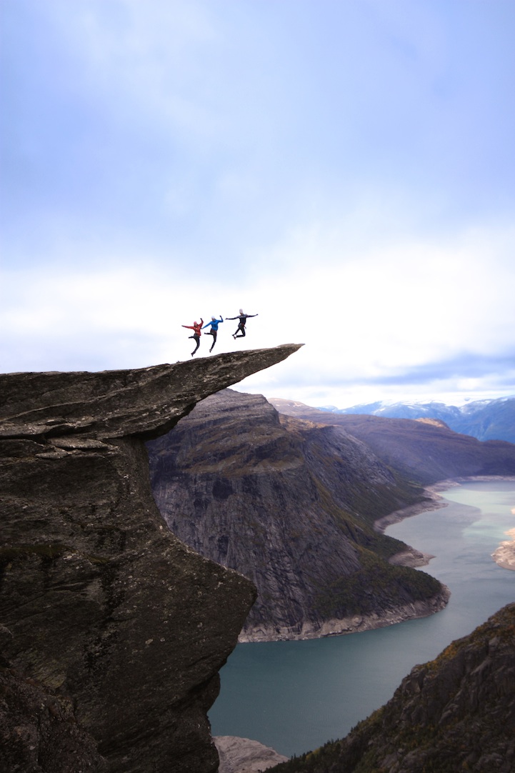Beautiful Norwegian Cliff Is A Nightmare For Those Afraid Of Heights