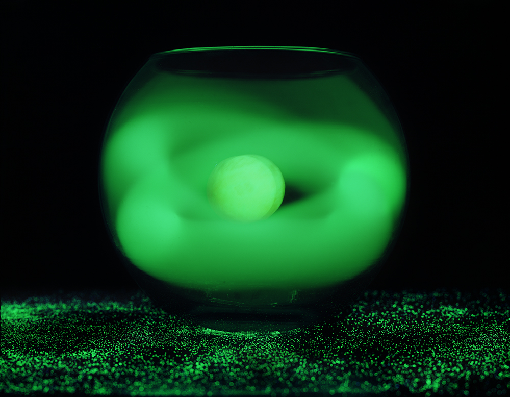 Photos Of Science Experiments Are Mysterious And Dazzling