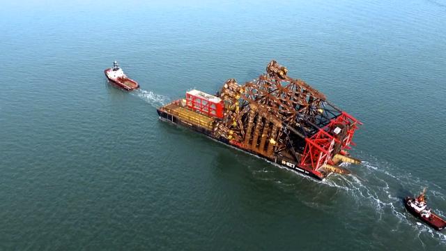 Watch This 8400-Tonne Oil Platform Launch In Under A Minute