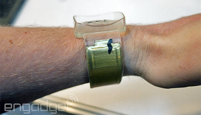 Flexible Battery Straps Could Double A Smartwatch’s Runtime