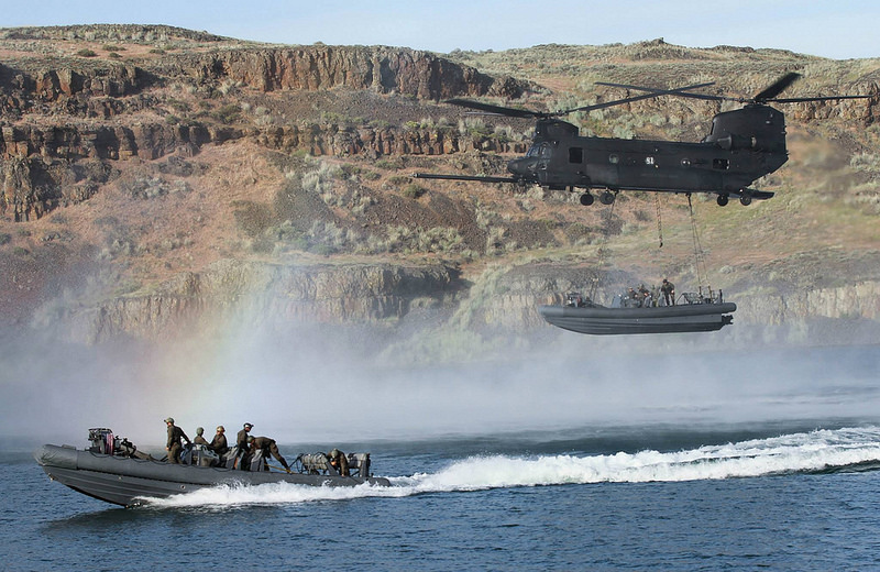 US Army Helicopter Drops An Entire Boat Full Of Navy Seals In The Sea