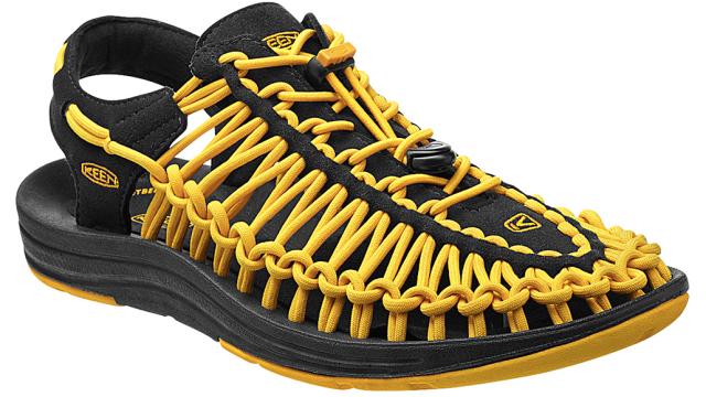 These Sandals Are A Nightmare If You Don’t Like Laces