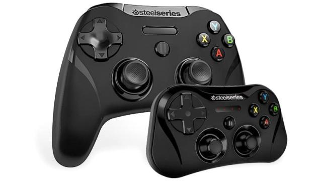 One Of The Best Compact iOS Controllers Just Got Supersized