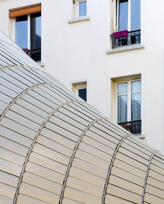 This Glistening Steel Armadillo Now Occupies Downtown Paris