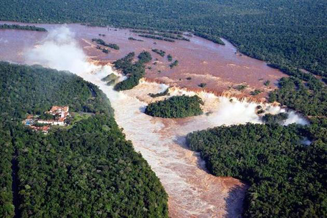 The Iguazú Falls Overflow In Flood Of Biblical Proportions