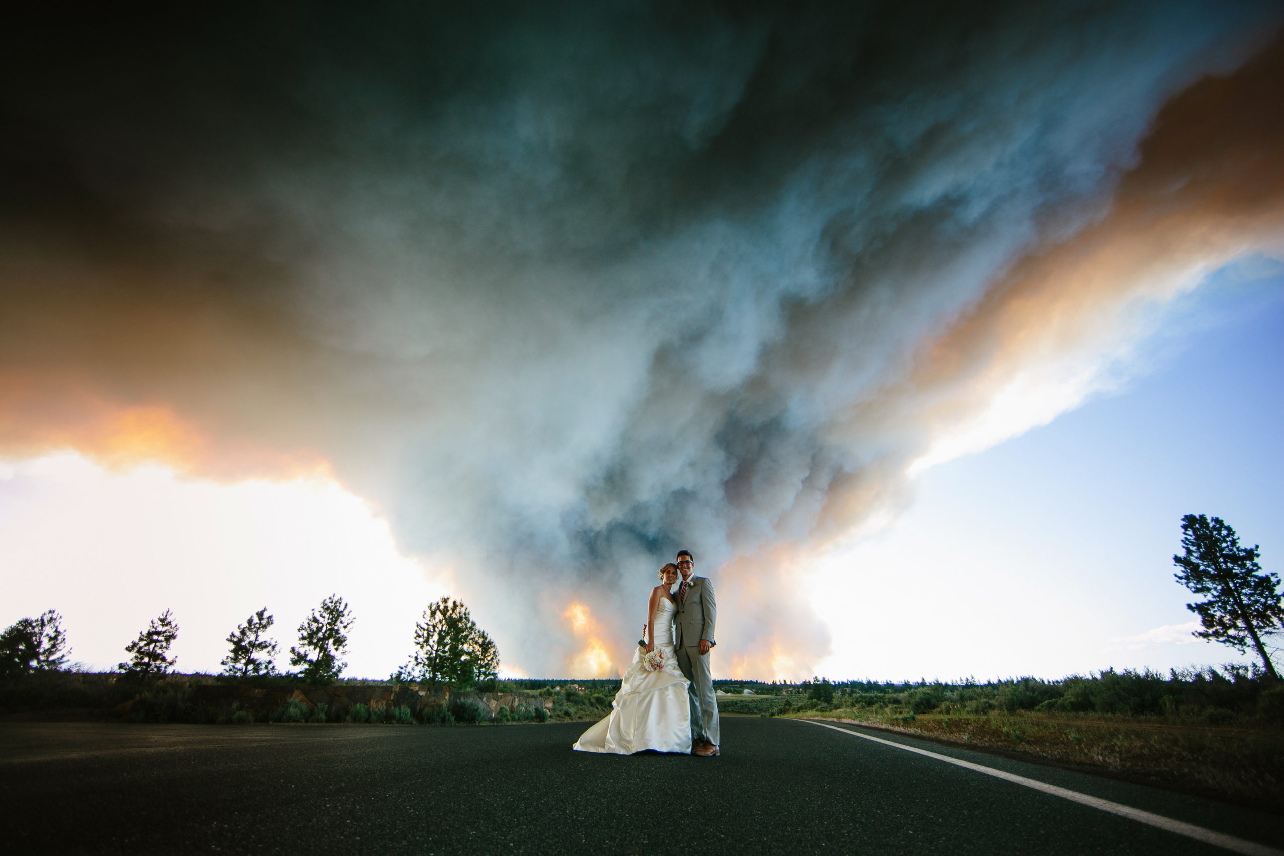 How This Couple Ended Up With The Most Dramatic Wedding Pictures Ever