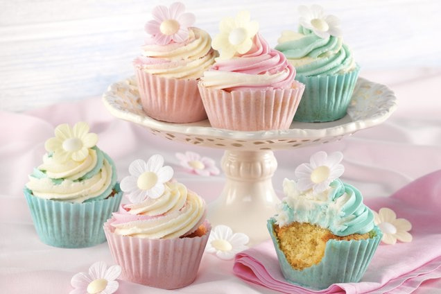 Edible Wrappers Just Solved The Only Bad Thing About Cupcakes