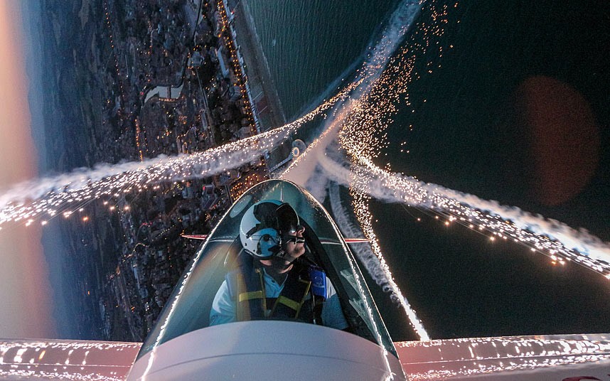 Spectacular Images Of The World’s First Pyrotechnic Air Acrobatic Team