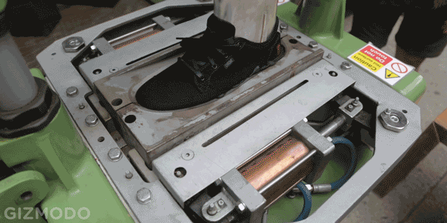 How 70-Year-Old Machines Make Chrome’s Tough, Cheap Sneakers