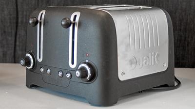 A Genuinely Smarter Toaster That Guarantees Perfect Toast