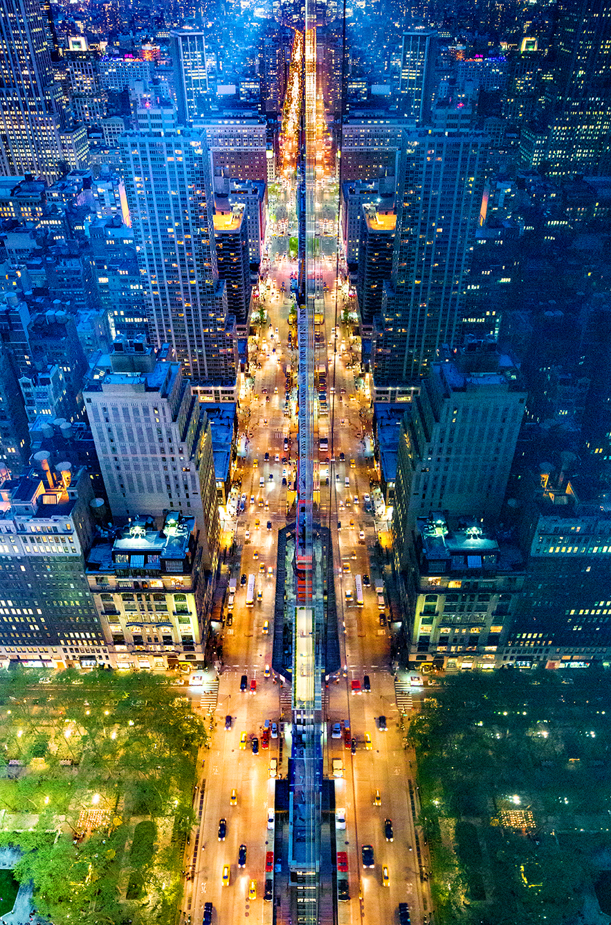 Stunning Photos Of Windows Transform New York Into A Starship