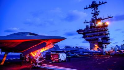 Apparently, The US Navy Got Itself Some Cool Alien Spaceships