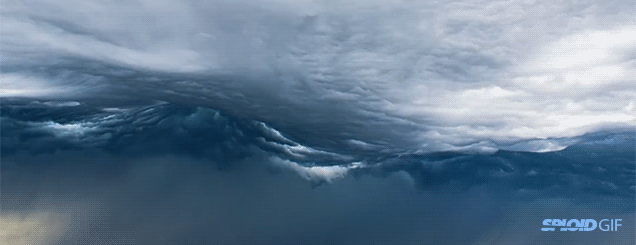 Amazing Cloud Waves Herald The Alien Invasion Apocalypse
