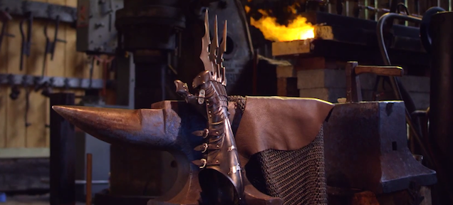 These Badass Wolverine Claws Would Be Perfect For Batman’s Armour