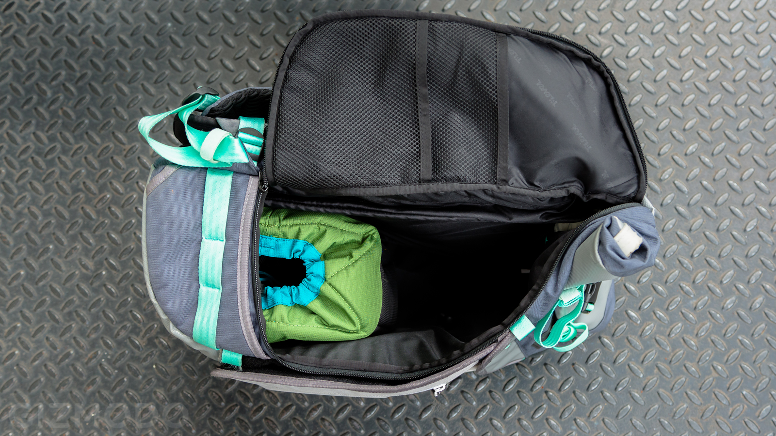 The Best Camera Bag Is One You Put Together Yourself