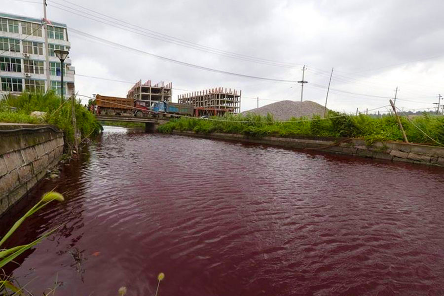 River In China Mysteriously Turns Blood Red Overnight