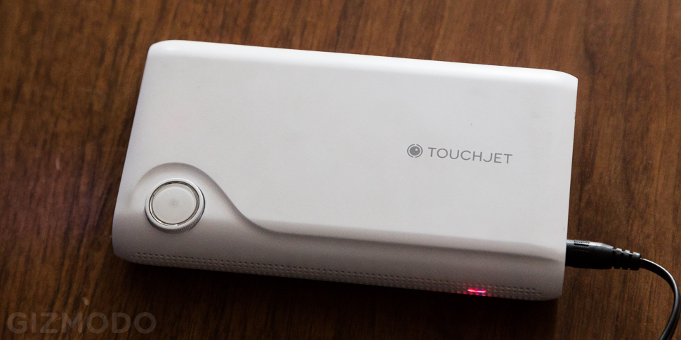 Turning A Wall Into An Android ‘Touchscreen’ With A Pocket Projector
