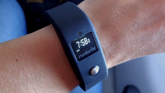 Runtastic Orbit Hands-On: A Fitness Tracker With A Few New Tricks