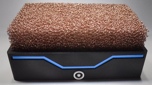 A Nest Of Copper Foam Lets This Tiny PC Run Silently Without Fans