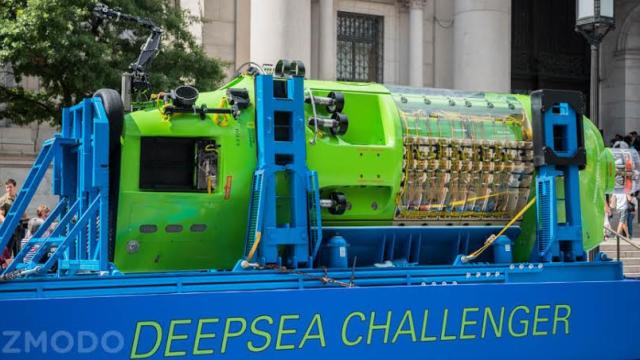 A Look At The Sub That Took James Cameron To The Bottom Of The Sea