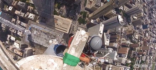 Watch These Guys Remove The Antenna Atop A 344m Tower