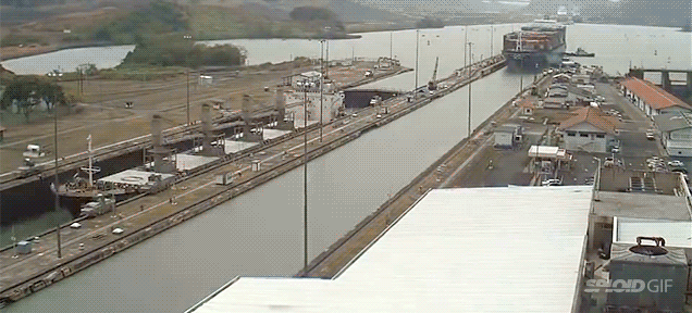 The Mesmerising Traffic Of The Panama Canal In A Fascinating Time Lapse