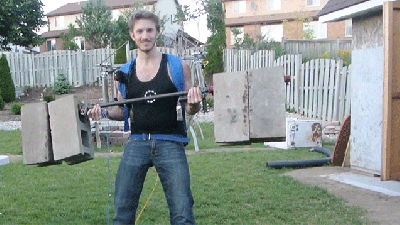 Awesome Home-Built Elysium Exoskeleton Lifts Nearly 80kg Like Nothing