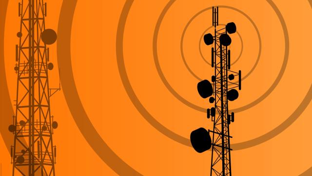 Phony Mobile Towers Could Be Intercepting User Data In The US