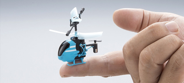 You Might Accidentally Swallow The World’s Smallest RC Helicopter