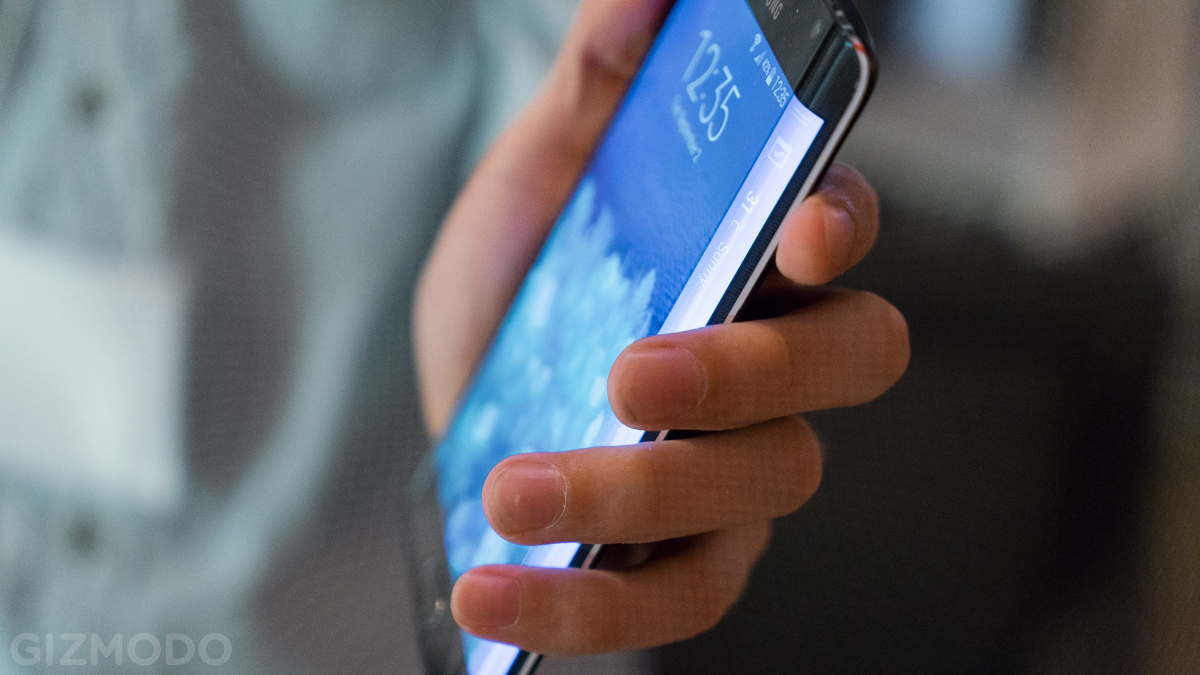 Samsung Galaxy Note Edge Hands-On: One Weird-Looking Smartphone