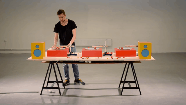 Just Play With The Blocks On These Turntables To Make Music