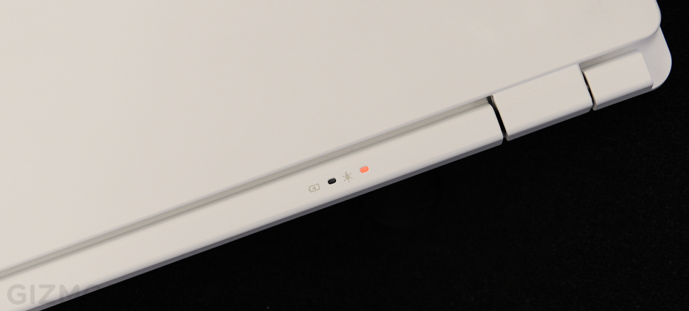Acer Chromebook 13 Review: With Great Power Comes An Iffy Screen