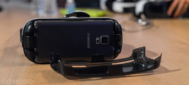 Samsung VR Hands On: Samsung’s Answer To The Oculus Rift Is A VR Beast
