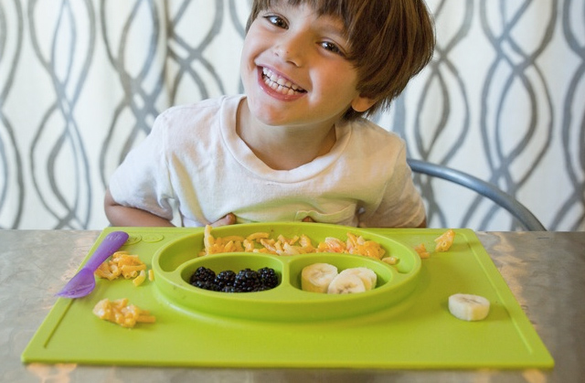 Placemat Plates That Suction To Tables Are Every Parent’s Dream