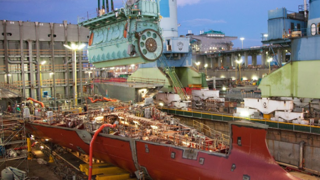 Here’s A Natural Gas-Powered Cargo Ship Getting Its 490-Tonne Engine