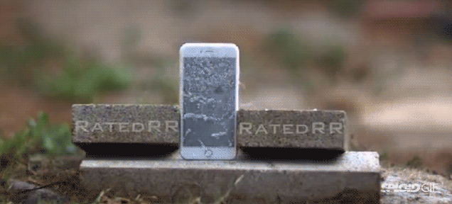 iPhone 6 Soaked In Liquid Nitrogen Shatters Like A Terminator T-1000