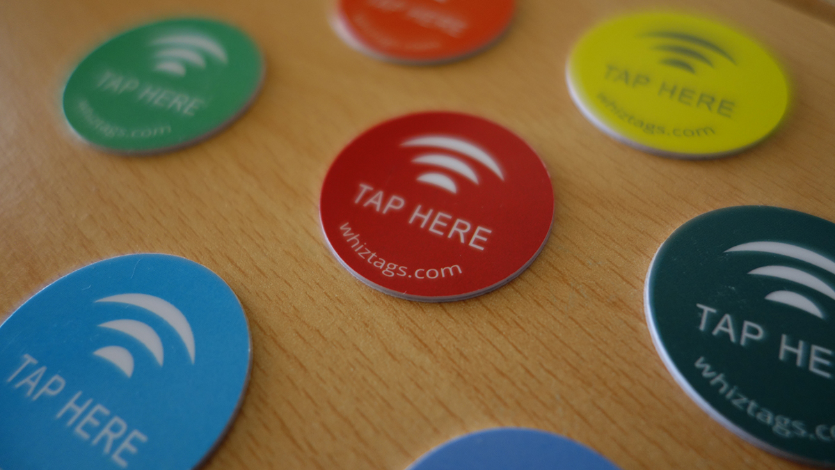 Share Your Home Wi-Fi Easily Using An NFC Tag Or QR Code