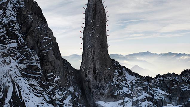 Amazing Photos Of A Hundred Mountaineers Doing Crazy Stunts In The Alps
