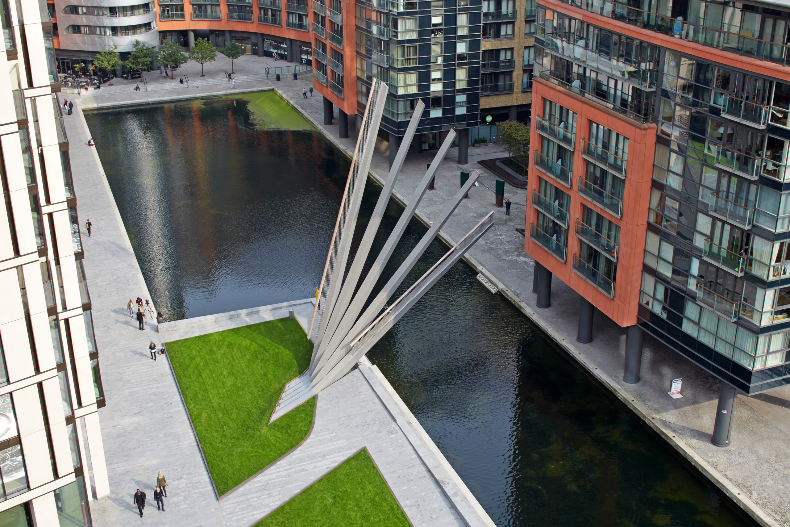 This Hydraulic Bridge Opens And Closes Like A 30-Tonne Steel Fan
